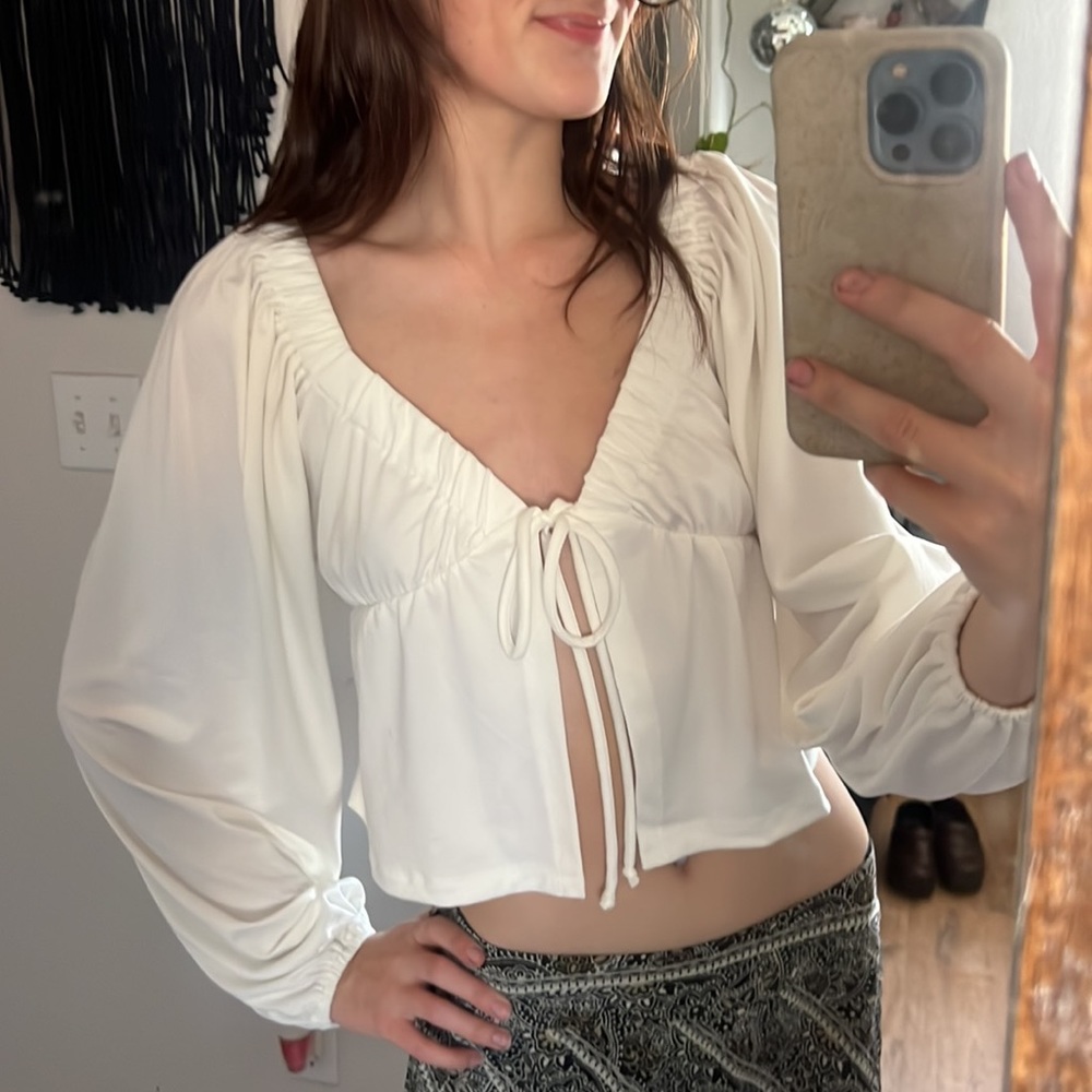 long sleeve tied top